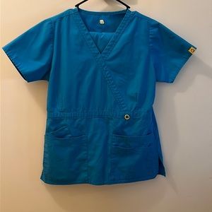 Wonder Wink scrub set